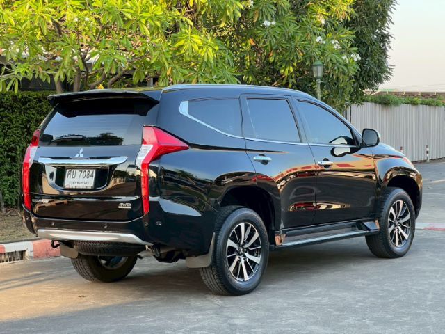 Mitsubishi Pajero Sport 2019 2.4 GT Premium 4WD Utility-car ดีเซล ไม่ติดแก๊ส เกียร์อัตโนมัติ ดำ รูปที่ 3
