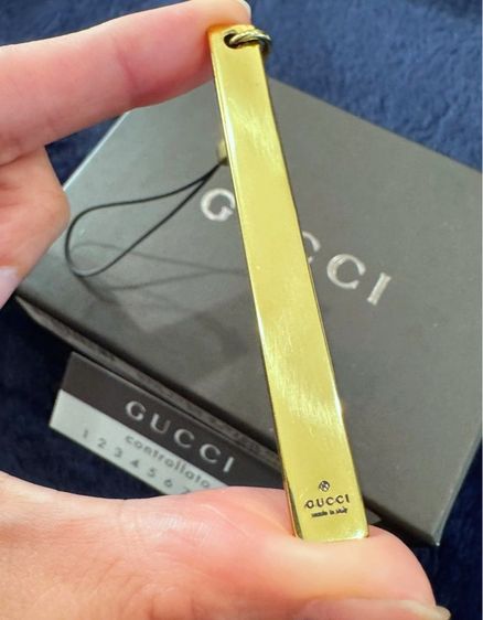Gucci bar charm keychain พวงกุญแจ จี้ รูปแท่งสีทอง  รูปที่ 4