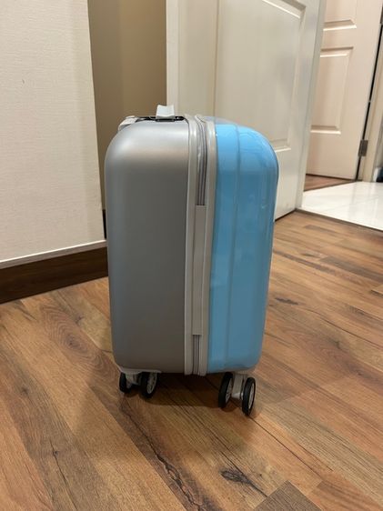 ขายกระเป๋าเดินทาง Paul Frank สีฟ้าสดใส ขนาด 17 นิ้ว ของใหม่ รูปที่ 4