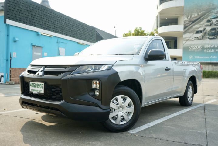 รถ Mitsubishi Triton 2.5 GL สี เทา