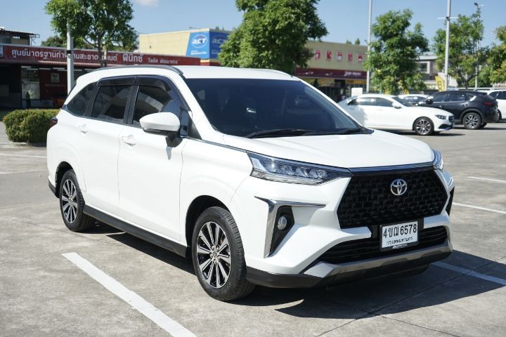 Toyota Veloz 2023 1.5 Smart Utility-car เบนซิน ไม่ติดแก๊ส เกียร์อัตโนมัติ ขาว รูปที่ 4