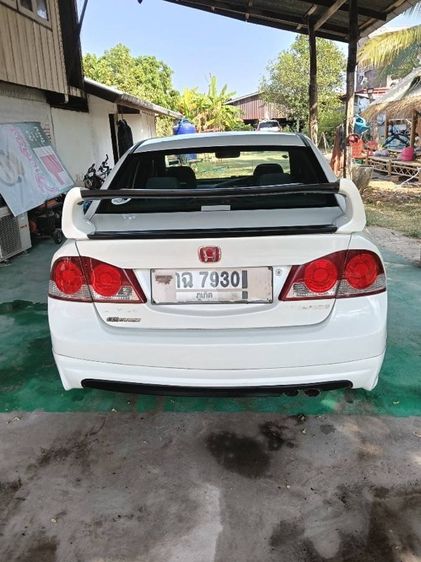 Honda Civic 2006 1.8 E i-VTEC Sedan เบนซิน ไม่ติดแก๊ส เกียร์ธรรมดา ขาว รูปที่ 4