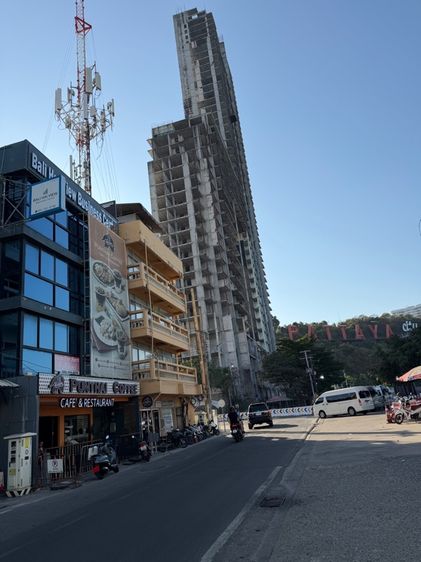 Prime Investment Opportunity – 2 fully- furnished, modern Shophouses in the heart of the Bali Hai Port for Sale รูปที่ 3