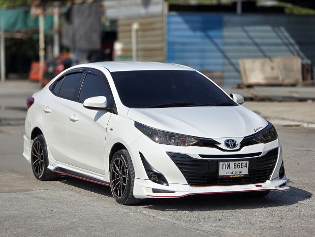 Toyota Yaris ATIV 2018 1.2 Sport Play Limited Edition Utility-car เบนซิน ไม่ติดแก๊ส เกียร์อัตโนมัติ แดง รูปที่ 2