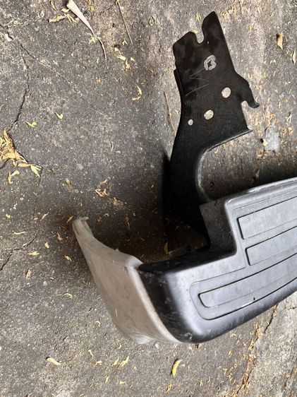 อื่นๆ กันชนท้าย isuzu d-max