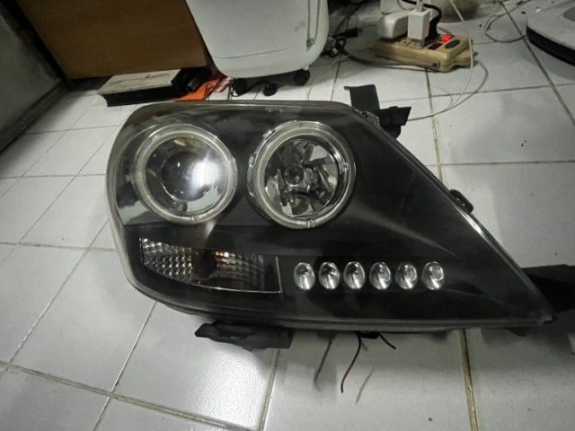 ไฟหน้า fortuner รูปที่ 4