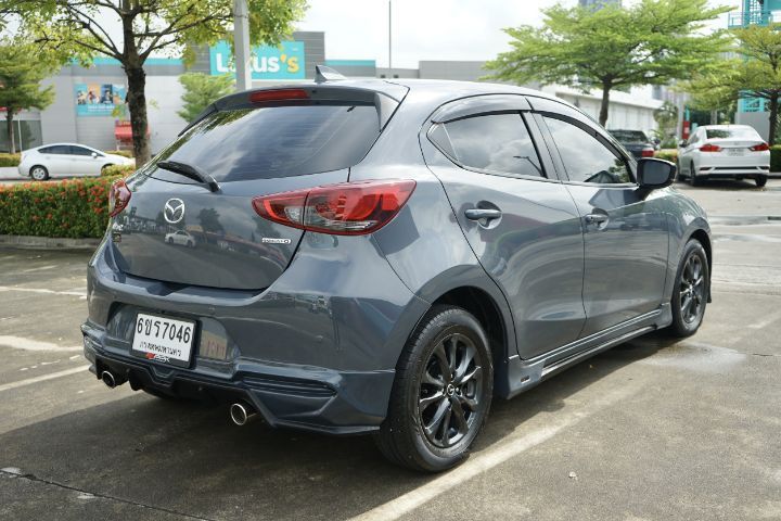 Mazda Mazda 2 2022 1.3 Skyactiv-G S Leather Sports Sedan เบนซิน ไม่ติดแก๊ส เกียร์อัตโนมัติ เทา รูปที่ 2