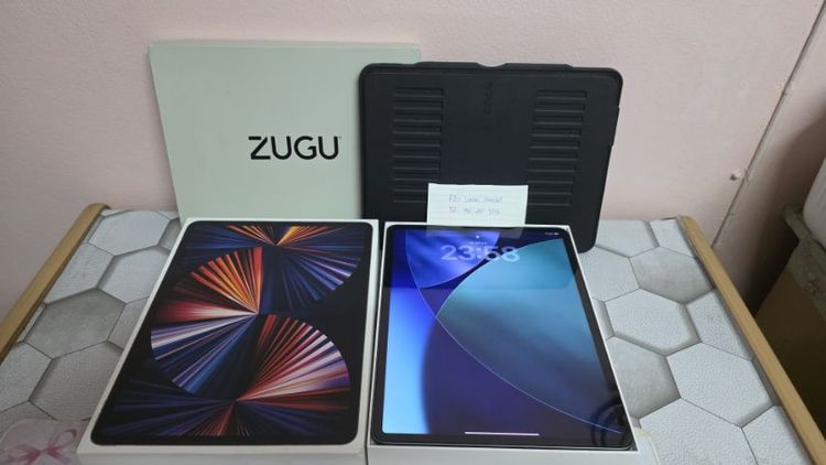 Apple 128 GB iPad Pro M1 ( 2021 ) 12.9 นิ้ว ( Wi-Fi ) ความจุ 128GB สี Space Grey พร้อม Zugu Case สีดำ