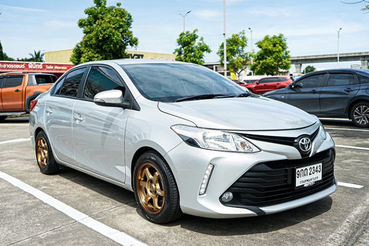 Toyota Vios 2021 1.5 Entry Sedan เบนซิน ไม่ติดแก๊ส เกียร์อัตโนมัติ บรอนซ์เงิน รูปที่ 3
