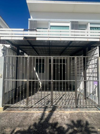 ทาวน์เฮ้าส์ มือสอง 2 ชั้น แถมเฟอร์ครบ พร้อมอยู่ ใจกลางเมืองเพชรบูรณ์