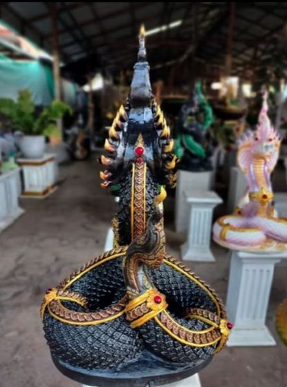 องค์พญานาคสีดำ พร้อมอ่างที่ตั้ง รูปที่ 4