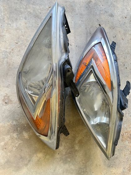โคมไฟหน้า Mazda BT 50Pro