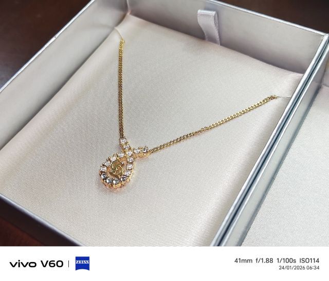 สร้อยคอคริสเตียนดิออร์แท้ รูปที่ 4