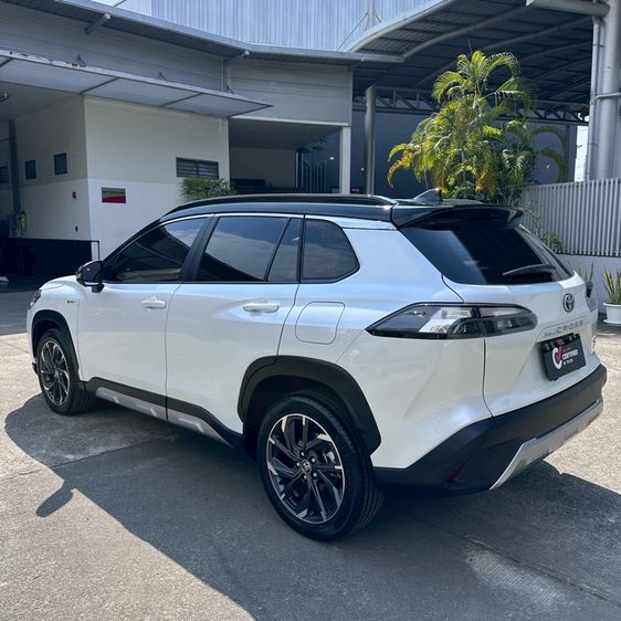 Toyota Corolla Cross 2025 1.8 HEV GR Sport Sedan ไฮบริด ไม่ติดแก๊ส เกียร์อัตโนมัติ ขาว รูปที่ 4