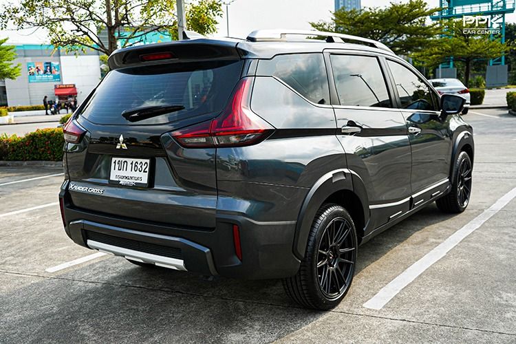 Mitsubishi Xpander 2020 1.5 Cross Utility-car เบนซิน ไม่ติดแก๊ส เกียร์อัตโนมัติ เทา รูปที่ 4