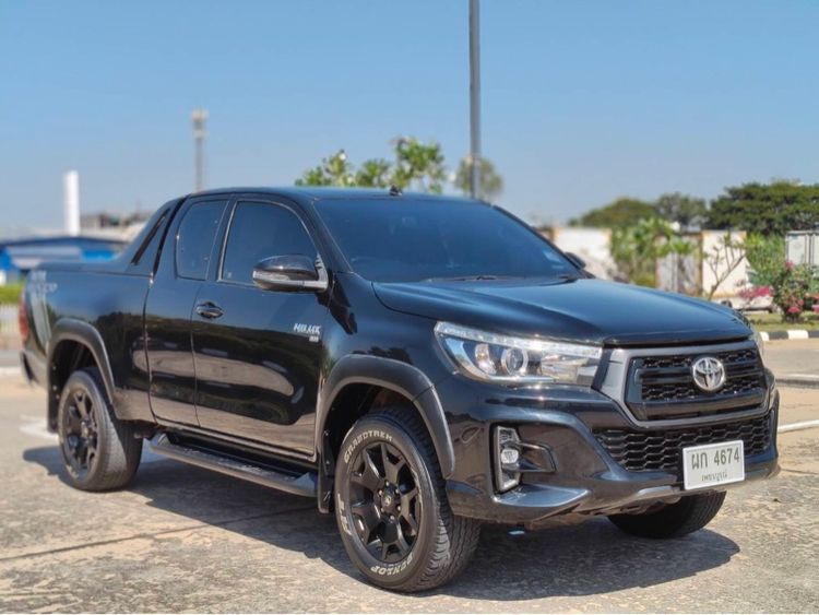 Toyota Hilux Revo 2018 2.8 Prerunner G Rocco Pickup ดีเซล ไม่ติดแก๊ส เกียร์ธรรมดา ดำ รูปที่ 3