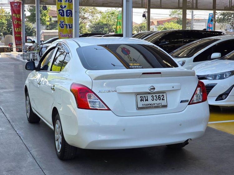 Nissan Almera 2012 1.2 E Sedan เบนซิน ไม่ติดแก๊ส เกียร์อัตโนมัติ ขาว รูปที่ 4