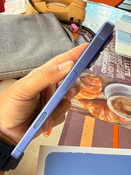 IPhone16  Ultramarine 128GB รูปที่ 4