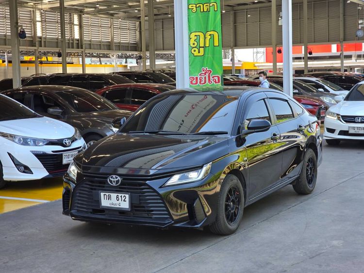 Toyota Yaris ATIV 2022 1.2 Sport Sedan เบนซิน ไม่ติดแก๊ส เกียร์อัตโนมัติ ดำ รูปที่ 3