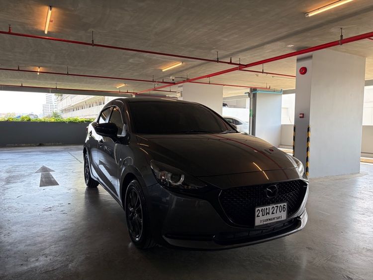 Mazda Mazda 2 2021 1.3 Skyactiv-G S Leather Sedan Sedan เบนซิน ไม่ติดแก๊ส เกียร์อัตโนมัติ เทา รูปที่ 3