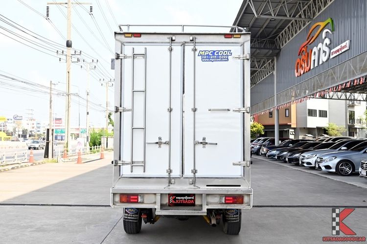 Toyota Hilux Revo 2021 2.4 Entry Pickup ดีเซล ไม่ติดแก๊ส เกียร์ธรรมดา ขาว รูปที่ 4