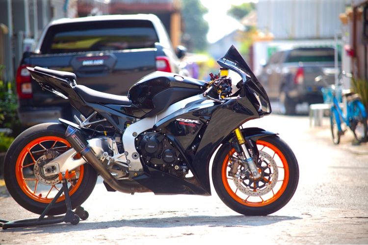 cbr1000rr 2015 รูปที่ 7