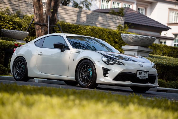 Toyota 86GT 2012 2.0 Sedan เบนซิน ไม่ติดแก๊ส เกียร์อัตโนมัติ ขาว รูปที่ 3