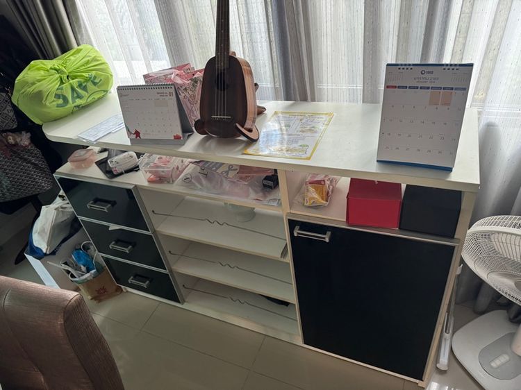 ชั้นวางของ ต