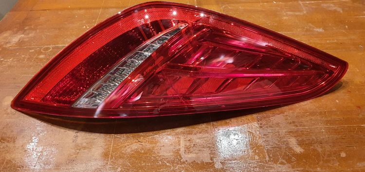 ไฟท้ายด้านซ้ายของ Peugeot RCZ รูปที่ 5