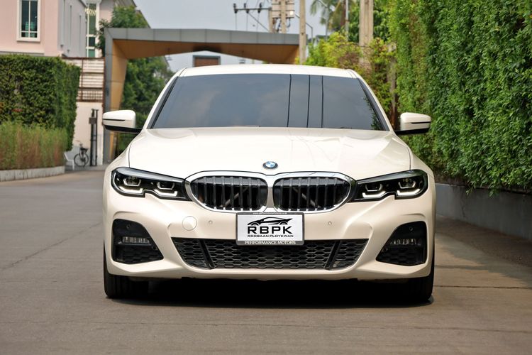 BMW Series 3 2021 320d Sedan ดีเซล ไม่ติดแก๊ส เกียร์อัตโนมัติ ขาว รูปที่ 2
