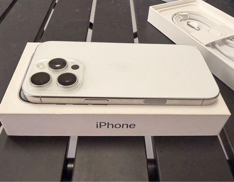 iPhone 16Pro 256gb. สี White titanium 27,000 บาท (เครื่องศูนย์ไทย) รูปที่ 5