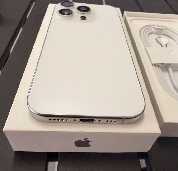 iPhone 16Pro 256gb. สี White titanium 27,000 บาท (เครื่องศูนย์ไทย) รูปที่ 4
