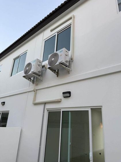 รวมติดตั้ง 9,500 บาทแอร์ไฮเซ่น 9000 btu  ( รับเทิร์นแอร์เก่า) รูปที่ 2