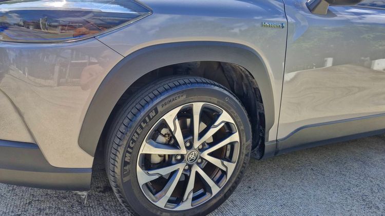 Toyota Corolla Cross 2023 1.8 Hybrid Premium Utility-car ไฮบริด ไม่ติดแก๊ส เกียร์อัตโนมัติ เทา รูปที่ 3