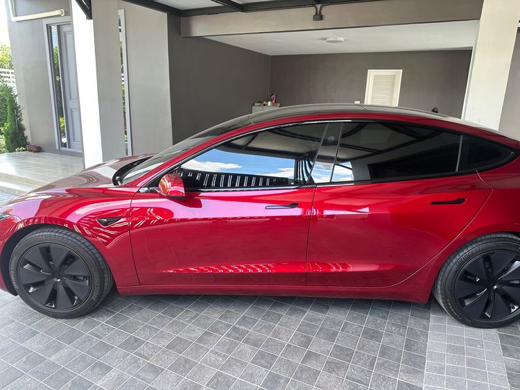 Tesla Model-3 2025 Standard Plus Sedan ไฟฟ้า ไม่ติดแก๊ส เกียร์อัตโนมัติ แดง รูปที่ 2