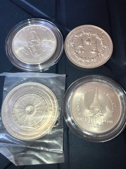 เหรียญเงิน 50 และ 150บาท 4วาระ รูปที่ 2