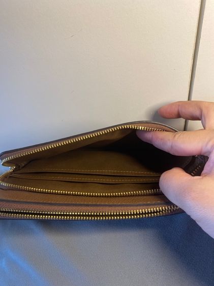 กระเป๋าคล้องมือ Coach ของแท้ สภาพสวย รูปที่ 10