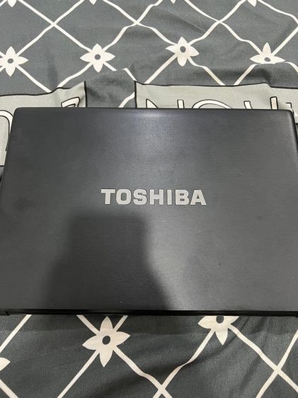 Toshiba อื่นๆ ไม่ใช่ 4 กิกะไบต์ วินโดว์ โน๊ตบุ๊ค