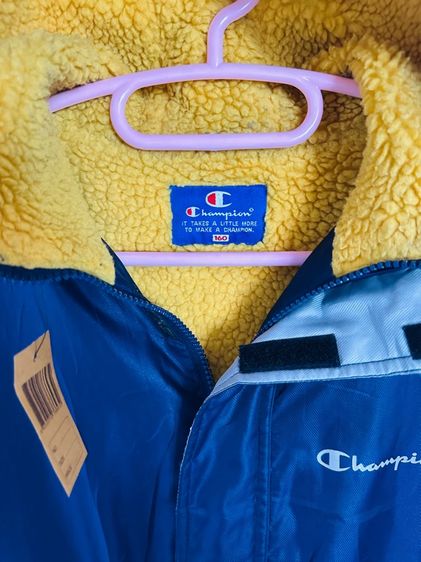 เสื้อแจ็คเก็ตผ้าร่ม Champion สีกรมท่า รูปที่ 3