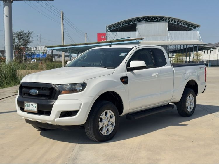 รถ Ford Ranger 2.2 Hi-Rider XLT สี ขาว