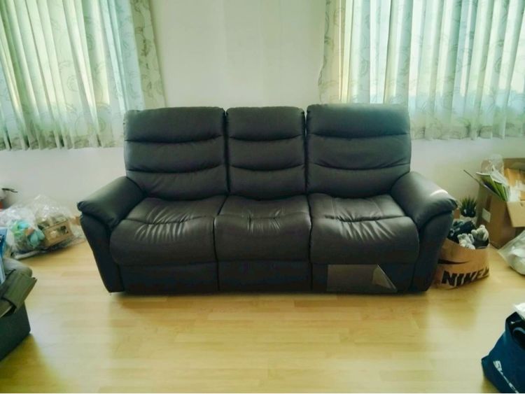 โซฟาสีดำ รูปที่ 2