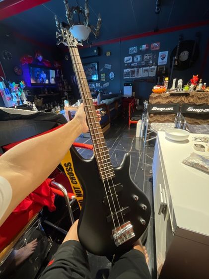 เบส ไฟฟ้า