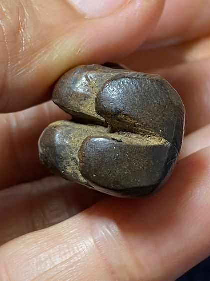 พระปิดตานั่งยองหลวงปู่แก้ว รูปที่ 7