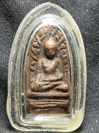 พระรอดลำพูนพิมพ์ใหญ่ครับ รูปที่ 17