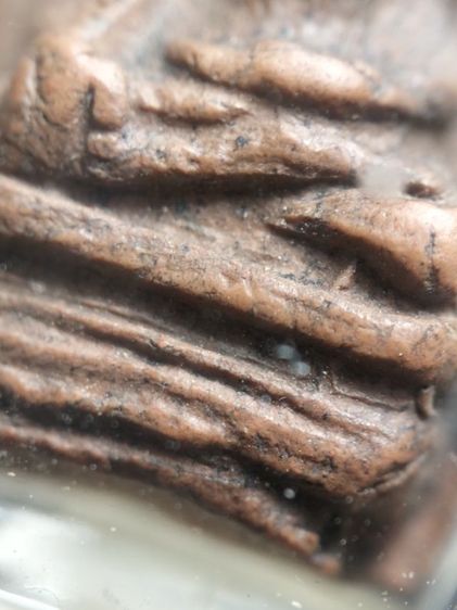 พระรอดลำพูนพิมพ์ใหญ่ครับ รูปที่ 11