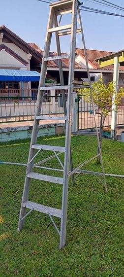 บันไดอลูมิเนียมแบบหนา 8 ขั้น