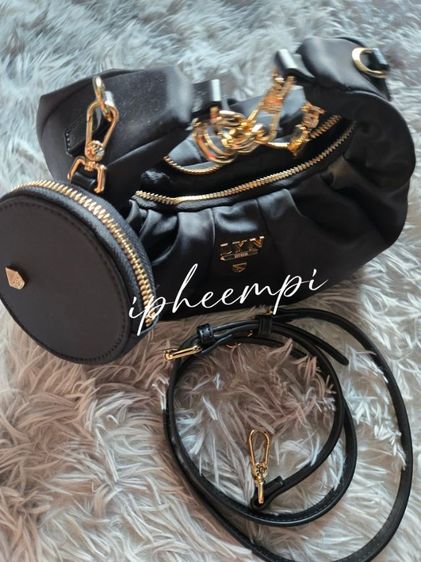 Lynn กระเป๋ายี่ห้อ Lynn จาก shop ใช้เอง1ครั้ง  รูปที่ 5