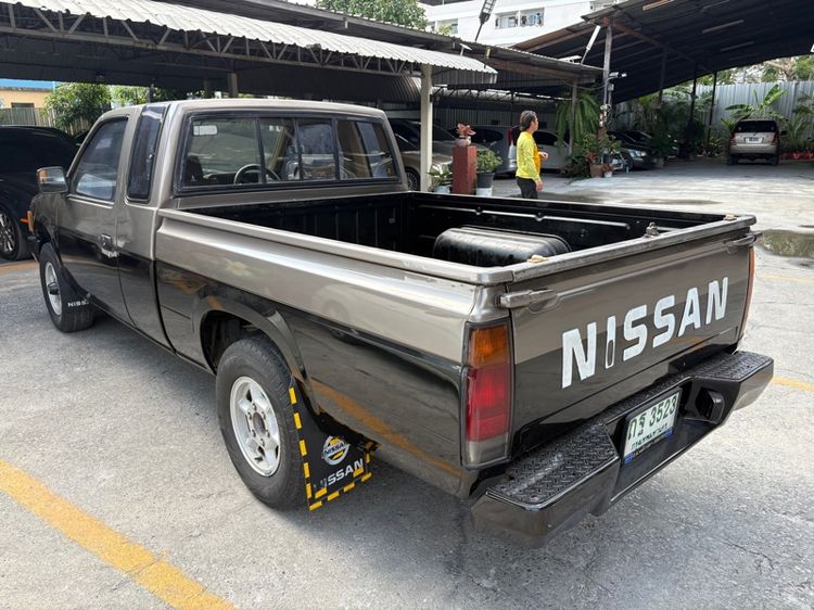 Nissan BIG-M 1990 2.5 Super DX Pickup ดีเซล ไม่ติดแก๊ส เกียร์ธรรมดา น้ำตาล รูปที่ 4