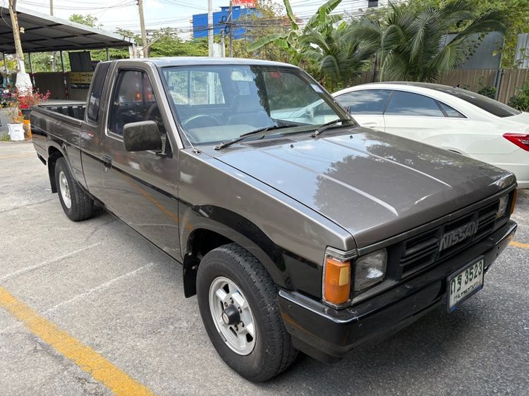 Nissan BIG-M 1990 2.5 Super DX Pickup ดีเซล ไม่ติดแก๊ส เกียร์ธรรมดา น้ำตาล รูปที่ 2
