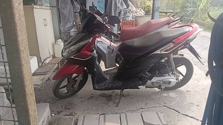 2014 Honda Click i (110cc) สภาพดี ใช้งานได้ปกติ